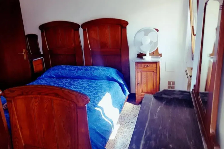 Large Top 3 Rooms Flat Central Rialto