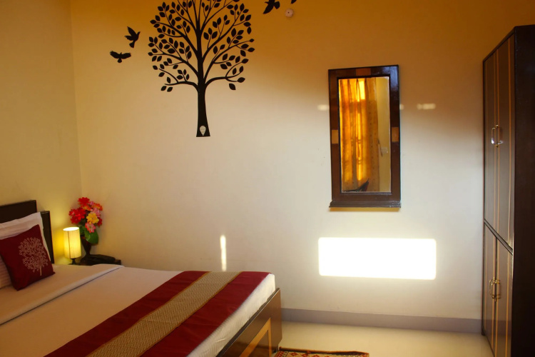 OYO 4205 Hotel Anuj Regency
