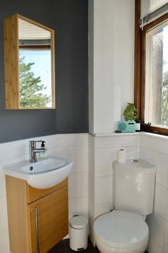 1 Bedroom Flat In Edinburgh