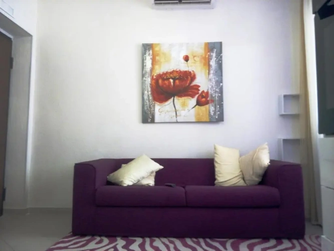2 Bedrooms Apartment