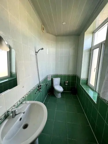 Karvan Hotel