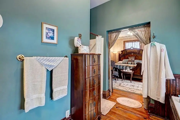 Grandison Inn