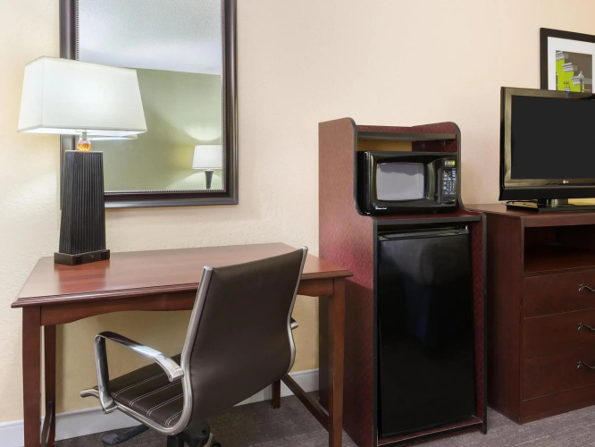 Hampton Inn Raleigh/Cary