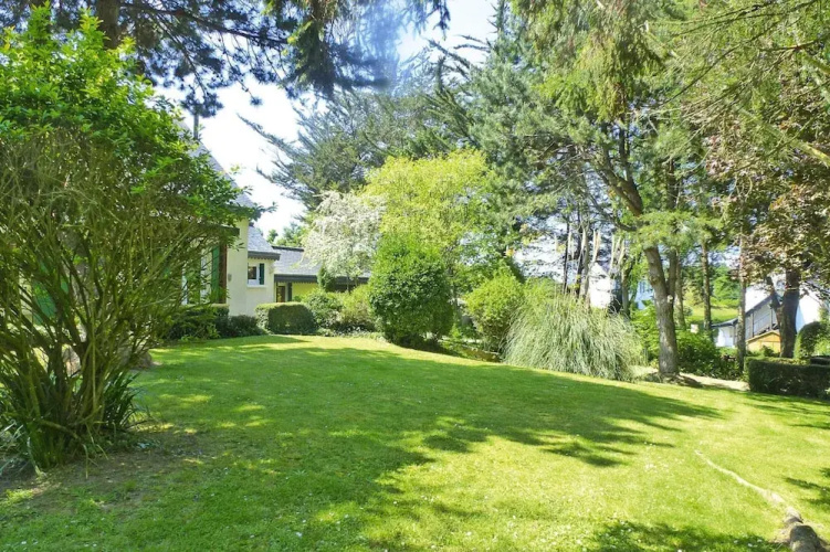 House in Hillion Near GR 34 Coastal Path