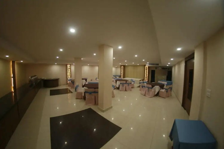 Hotel Dolphin