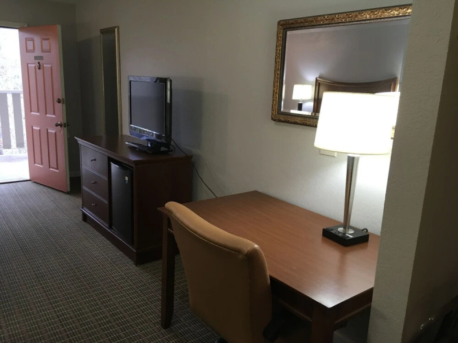 University Inn