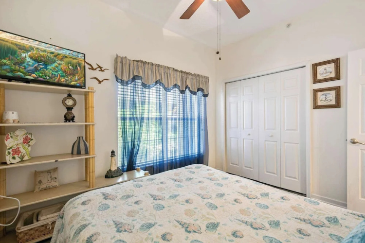 Beachfront Bliss: St. Augustine 2BD Luxury