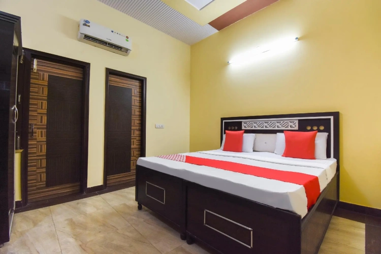 Deluxe Double room