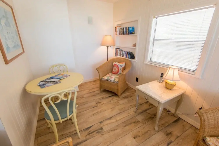 High Tide Apartment 2