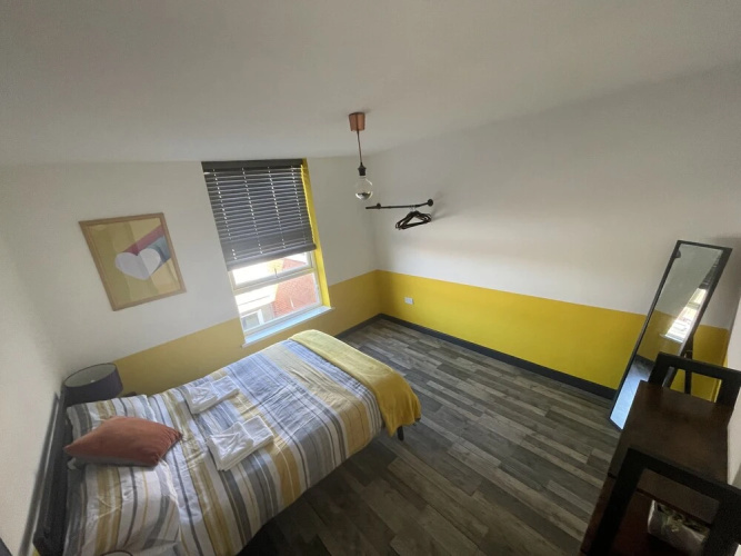 The Willow - Superb Spacious 3 Bed Room Apartment