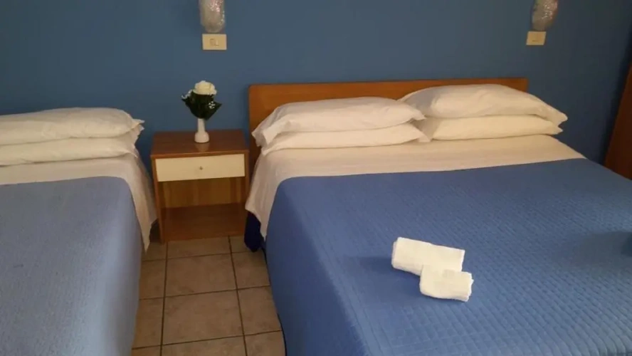 Triple room