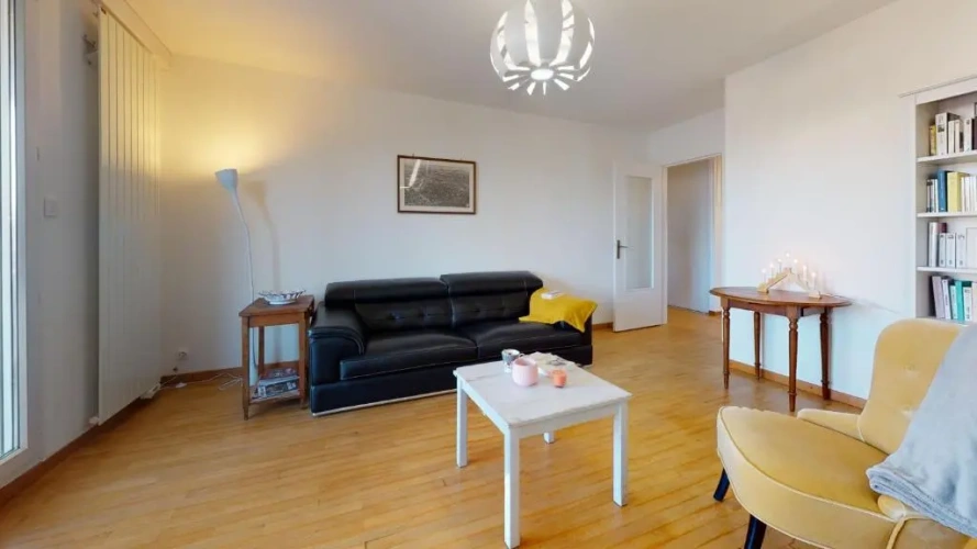 3 Bedrooms Double Apartment