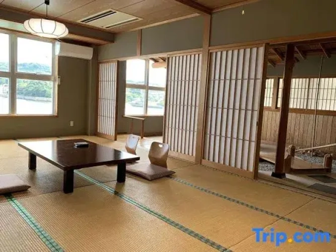 Standard room with ocean view