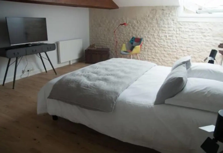 Suite with garden view