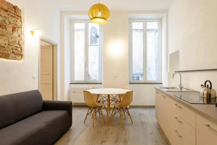 2 Bedrooms Apartment