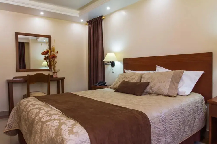Hosteria El Cano
