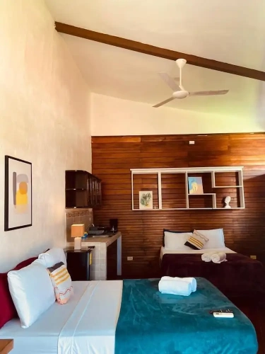 Deluxe Quadruple room with balcony