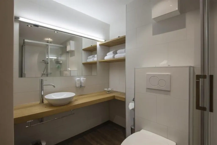 1 Bedroom Suite with balcony