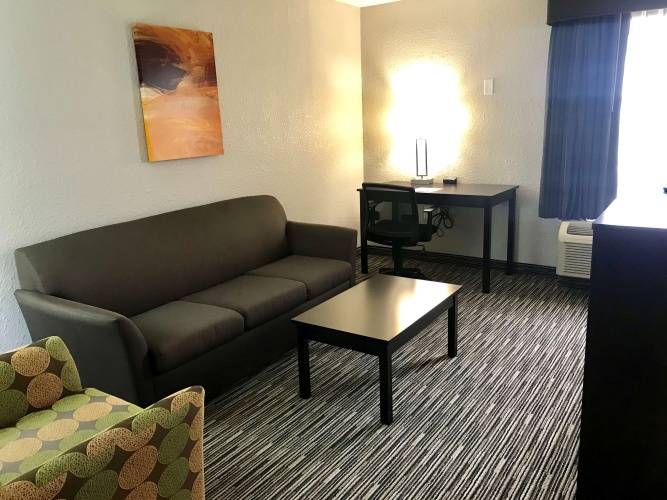 Best Western Plus Jonesboro Inn & Suites photo 16