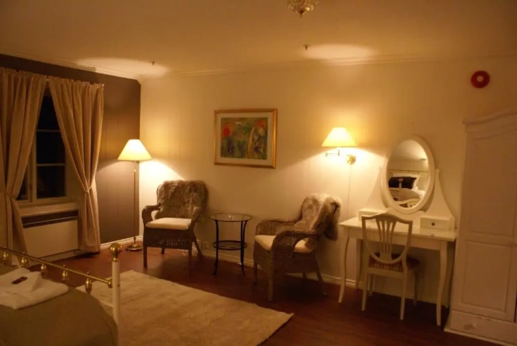Quadruple Suite