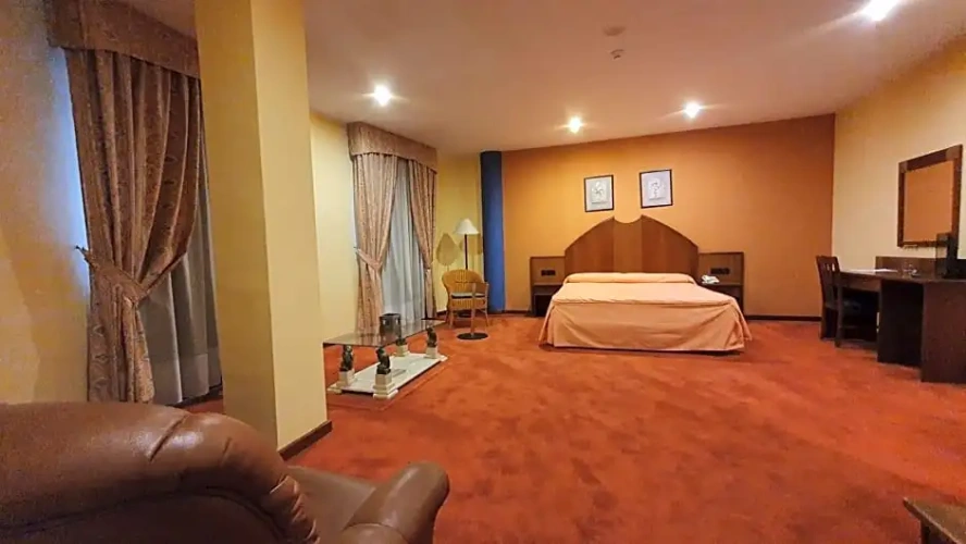 Double Suite