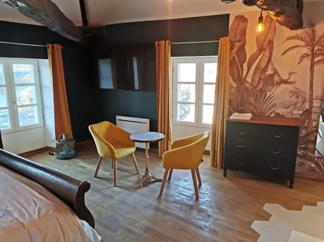 Double Suite