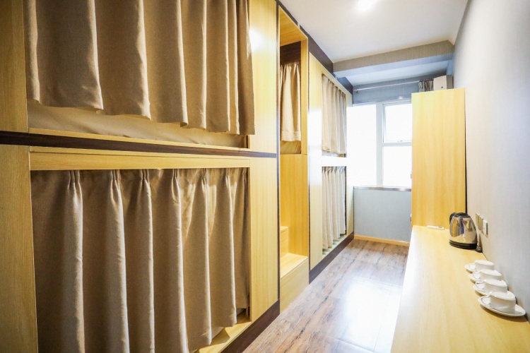 Bed in Dorm (male dorm)