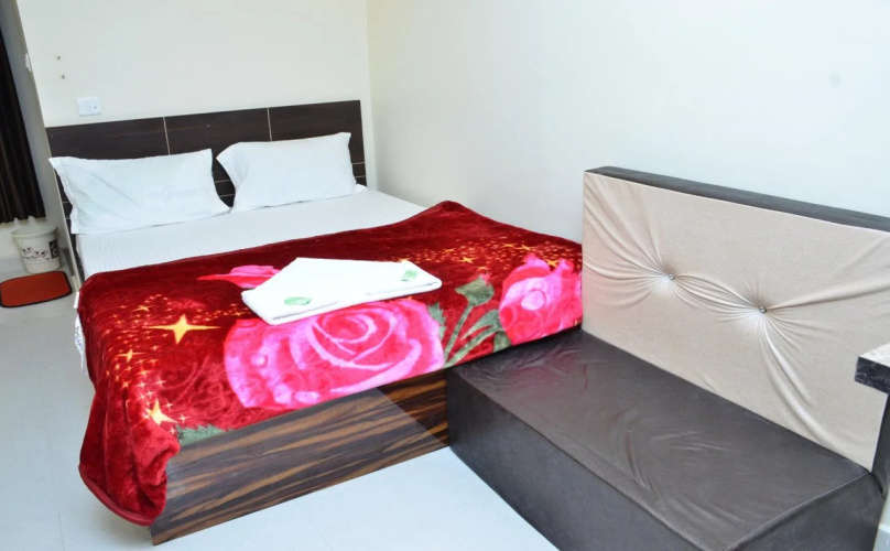 Hotel LR Regency