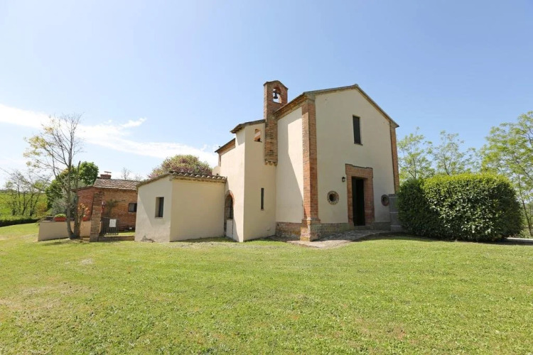 Macciangrosso Over view