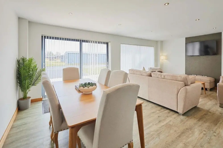 Host Stay Dalby Lodge