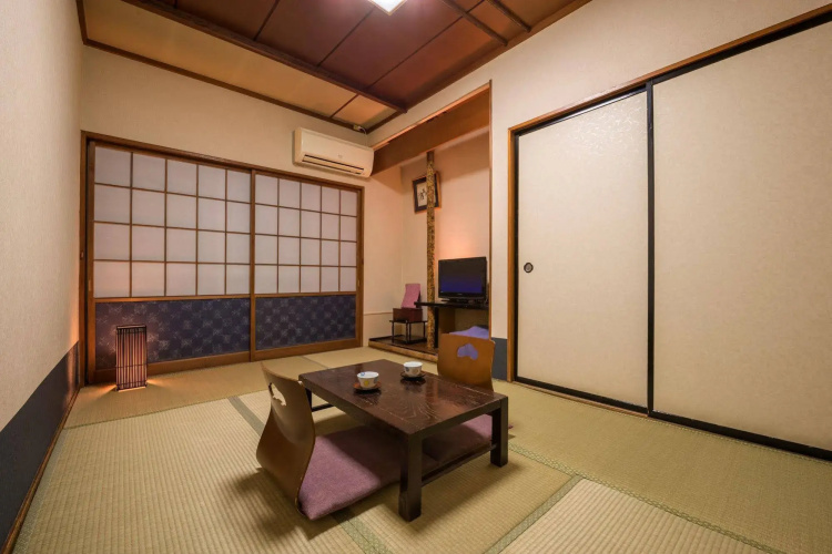 Bansuitei Ikoiso Ryokan