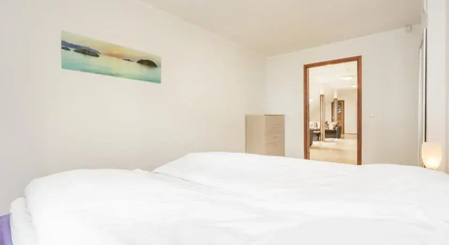 Raunex Apartment