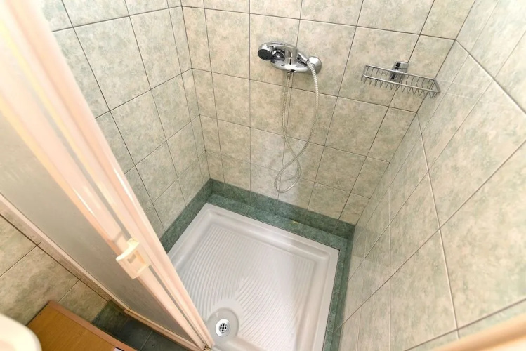 Apartment 1550