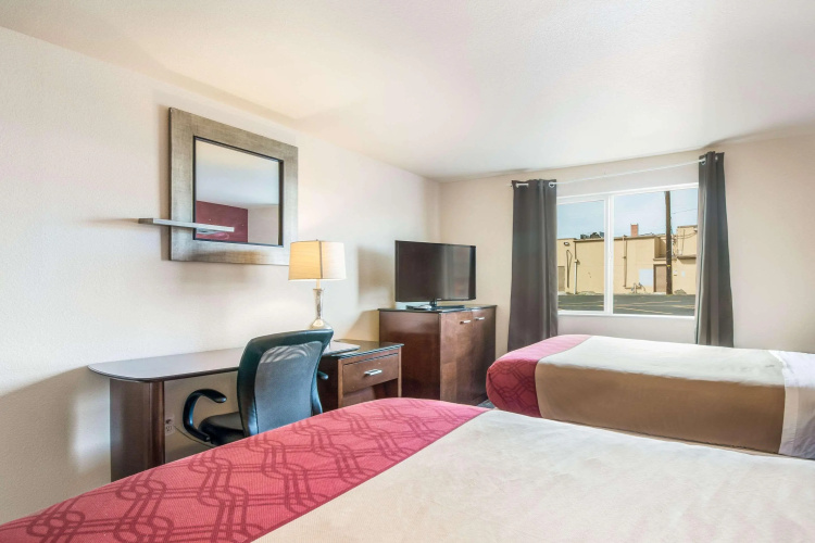 Rodeway Inn