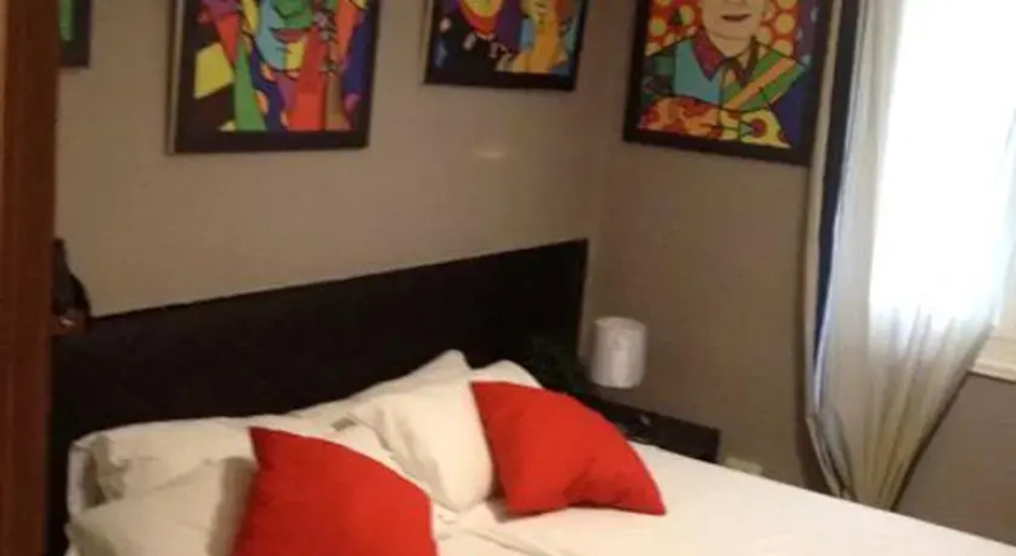 Chueca - Room Apartments