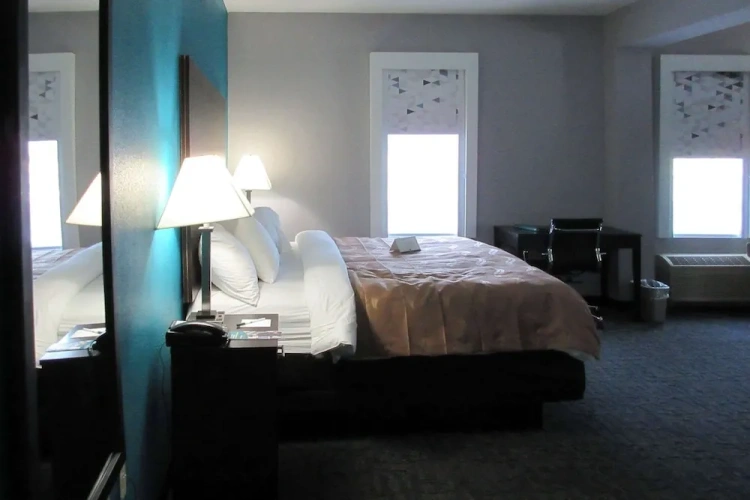 Deluxe Double Suite