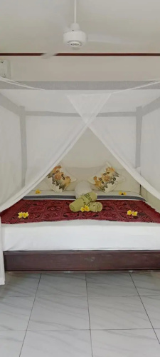 Warung Ombak Homestay