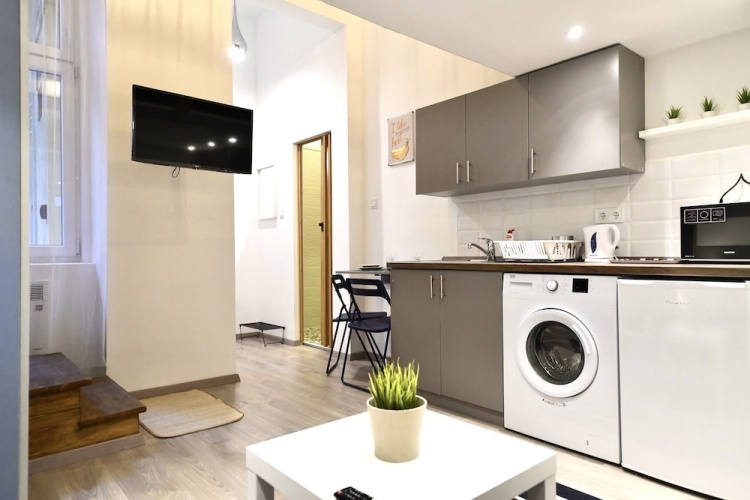 Cosy flat in Király str,Queen