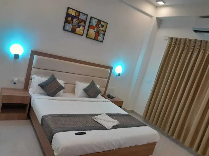 Hotel The Luxem