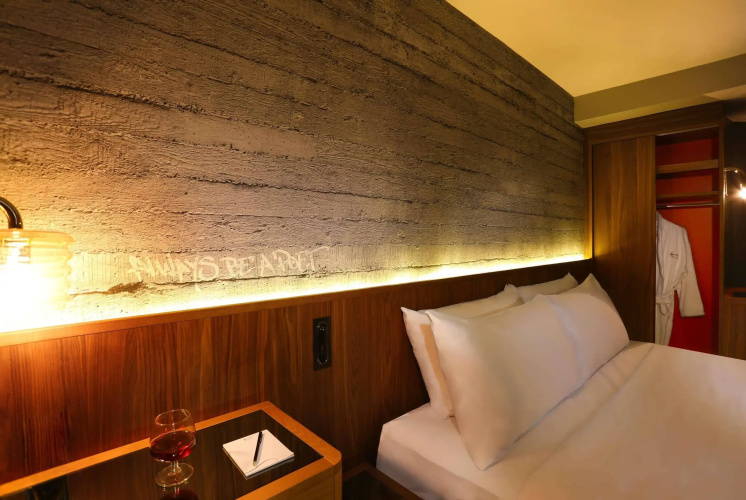 Hotel Henri