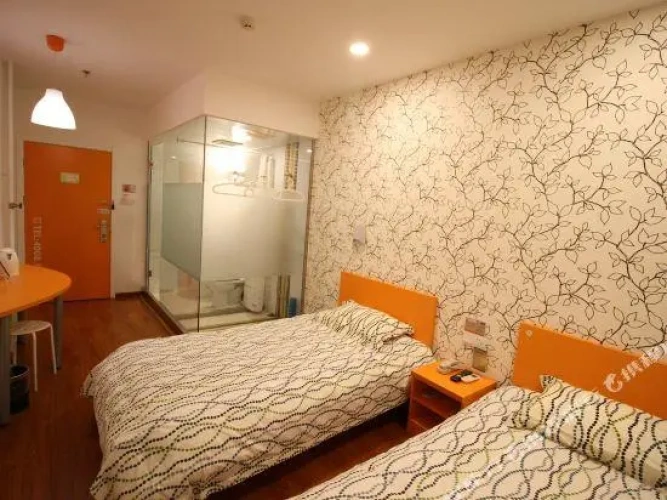 Standard Family room