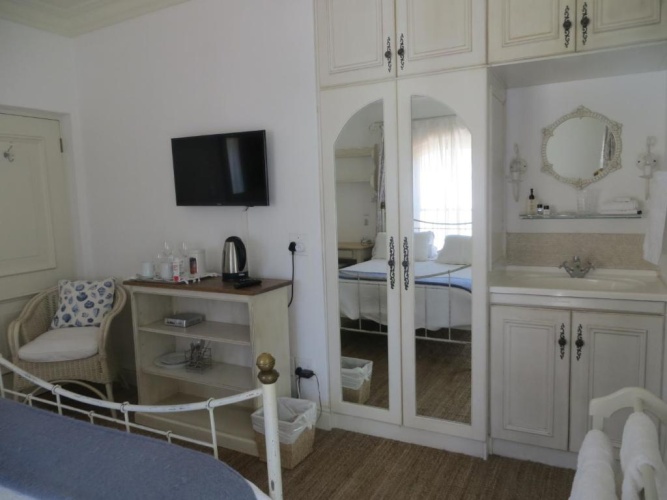 Economy Double room with balcony and with view