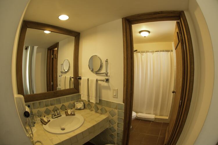 Amatique Bay HotelOver view