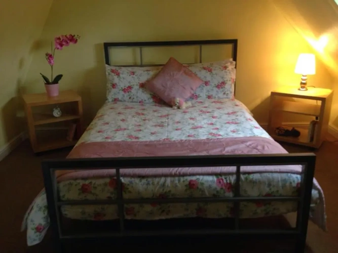 6 Bedrooms Cottage