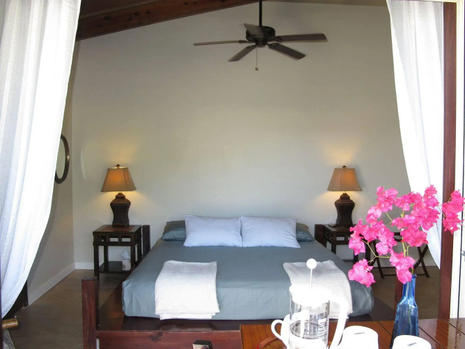 Two Sandals – A Boutique Hotel