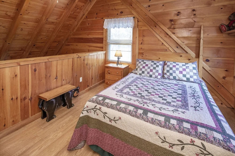 The Bear Cabin by Eagles Ridge Resort