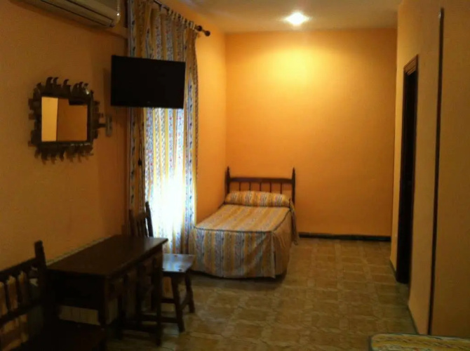 Hostal Paracuellos