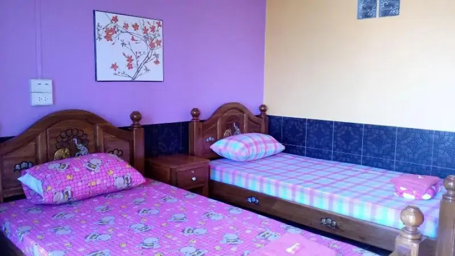 Rueangsri Siri Guesthouse