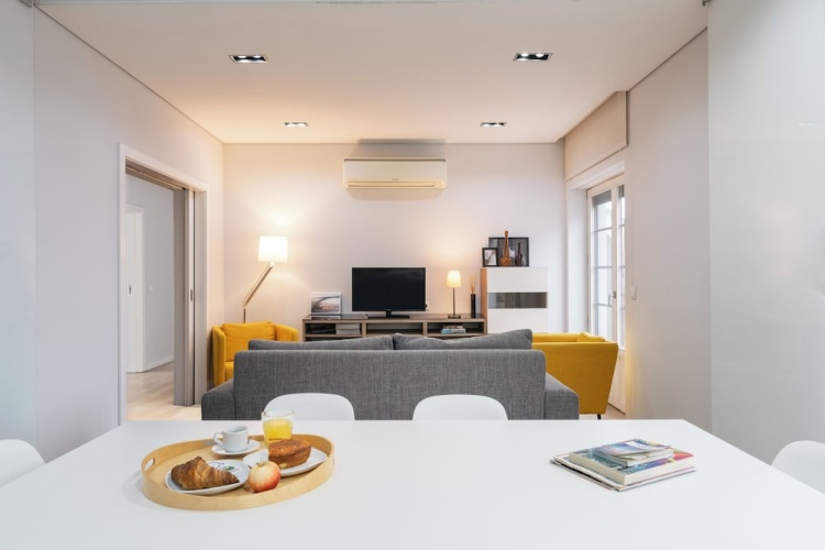 3 Bedrooms Premium Apartment with balcony and with city view