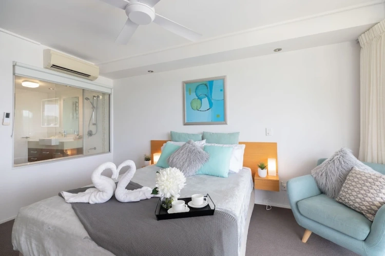 2 Bedrooms Apartment with balcony
